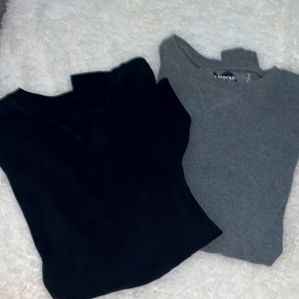 2 men’s Long sleeve thermal tops from express